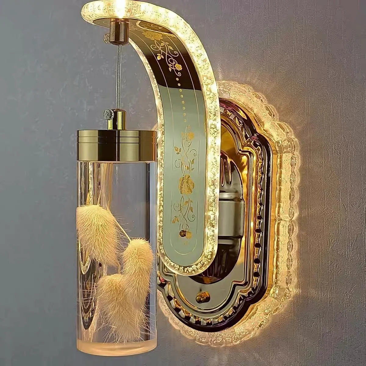 GlowBloom Amber Lamp – Radiance with a Touch of Elegance